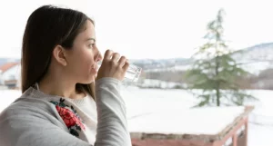 How much water should you drink in winter