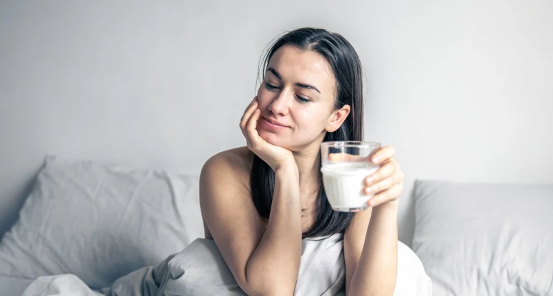 Milk and sleep: if drunk before bed is it a remedy for insomnia?