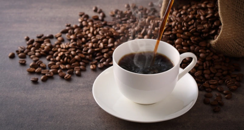 What happens to the body if you drink coffee every day